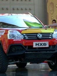 国产汽车拉力视频