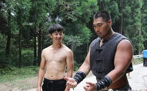 国产剧肌肉视频在线播放,在线观看肌肉男角色精彩瞬间